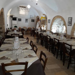 Sushi Dahora À l'intérieur