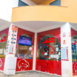 Maxi Pizza Exterior