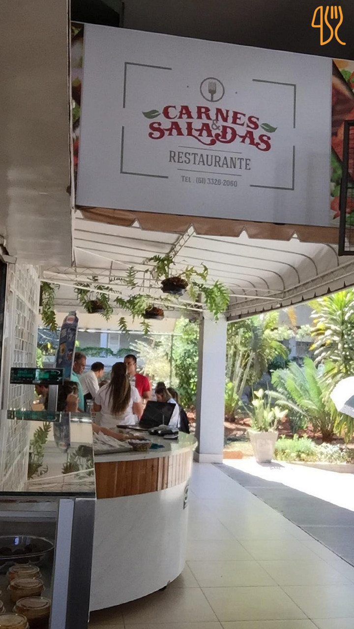 Carnes E Saladas Extérieur
