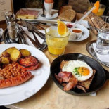 Café Savoy Comida