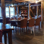 Randulffs Seahouse Dentro
