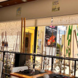 Bon-sai Lounge Sushi, Friends Music inside