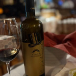 Vinho e Noz Bebida