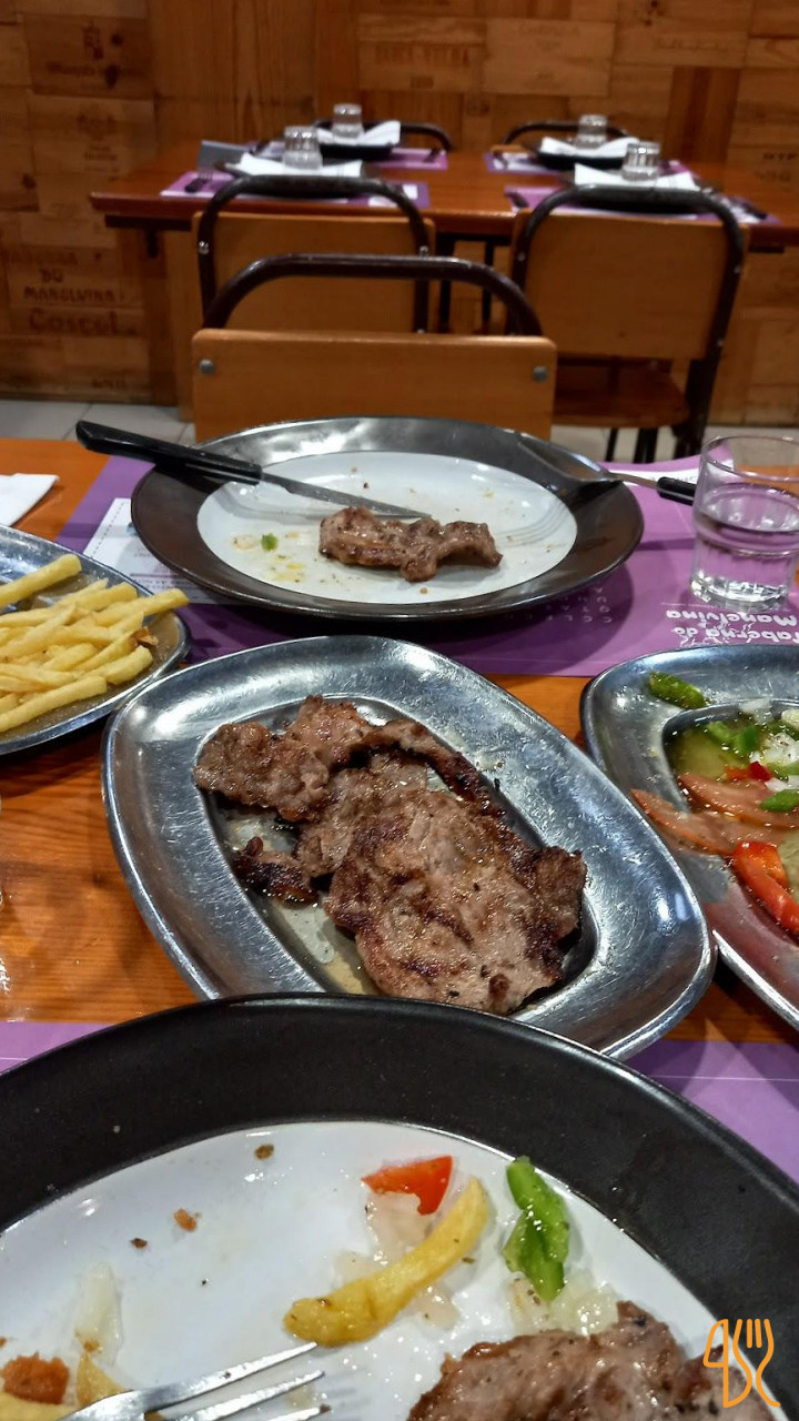 Taberna Do Manelvina Lda Comida