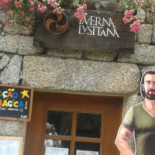 Taverna Lusitana outside