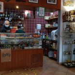 Taverna Lusitana inside