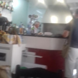 Ave Dourada À l'intérieur