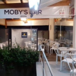 Moby's Extérieur