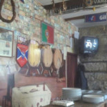 Taberna Do Simoes inside