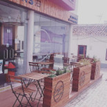 Bea's Tostas inside