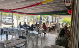 Colher De Pau inside