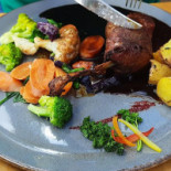 مطعم ومشويات العمده بمليج Comida