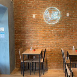 Tiny Cat Café À l'intérieur