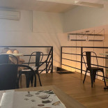 Tiny Cat Café À l'intérieur