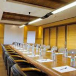 Viesnica Un Restorans Aparjods Dentro