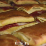 Confeitaria E Pao Quente Damira Nourriture