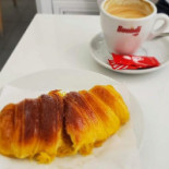 Oporto Bakery Nourriture