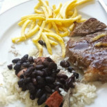 Monteiro's Grill Nourriture