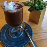 Honolulu Coffee Shop Comfort Food drink