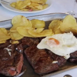 Churrasqueira Da Estacao Comida