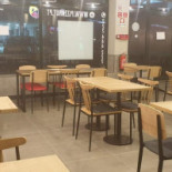 Pizza Hut Rio Tinto inside