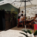 Gruta Extérieur