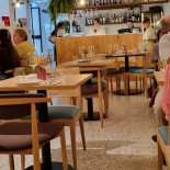 Gruta À l'intérieur