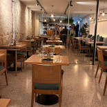 Gruta À l'intérieur