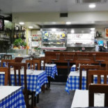 Café Marinho inside