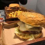 Uata Nourriture