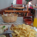 Bifanas Cia Prato Do Dia Comida