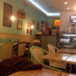 Brunch CafÉ À l'intérieur