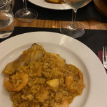 Alfama Cellar Comida