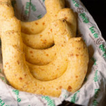 Lua De Queijo Comida