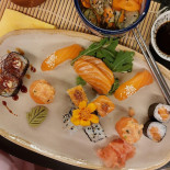 Sekai Sushi Comida