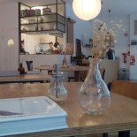 Época Café Dentro
