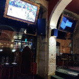 The George Pub Extérieur