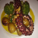 Adega Dom Luis Comida