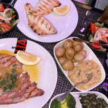 Adega Dom Luis Comida