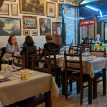 Pizzaria Tapas La Casa À l'intérieur