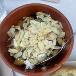 Trinca Nourriture