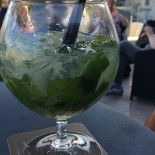 The V Rooftop Bebida