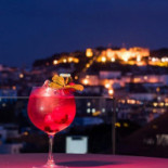 The V Rooftop Bebida