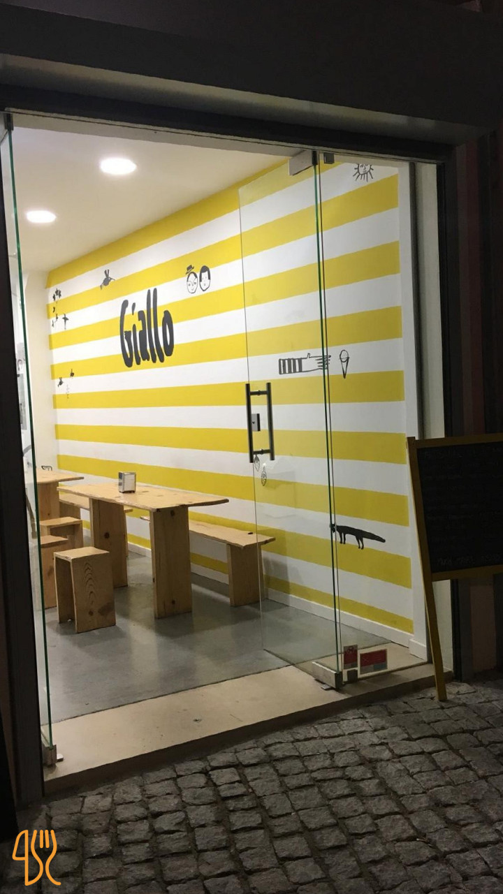 Giallo Inside