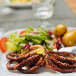 Petiscos à Portuguesa 【 O Cocas 】 Comida