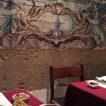 Mesa De Frades À l'intérieur