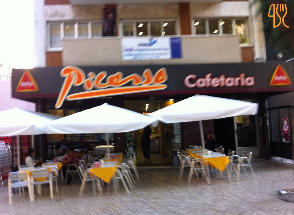 Picasso Cafeteria Extérieur