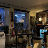 Sakemico À l'intérieur