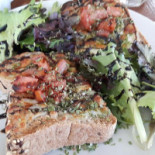 Maria Limao Comida