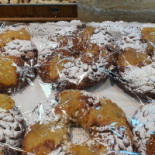 Pau De Canela Comida